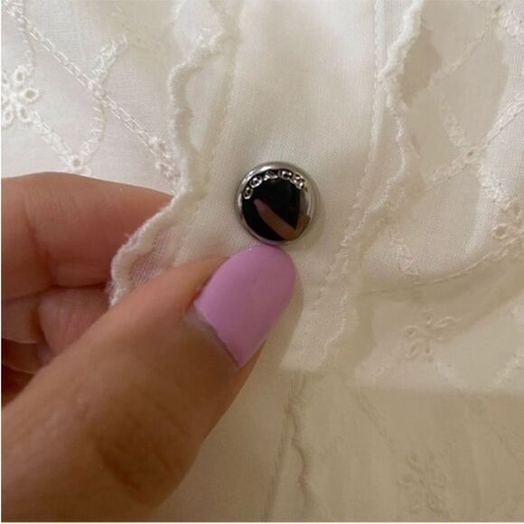 NWT COACH eyelet blouse snap button size 0 Retailed for $450 - Picture 3 of 8